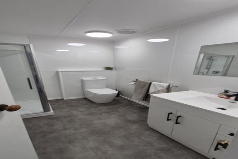 Photo of property in 142 Victoria Avenue, Hokowhitu, Palmerston North, 4410