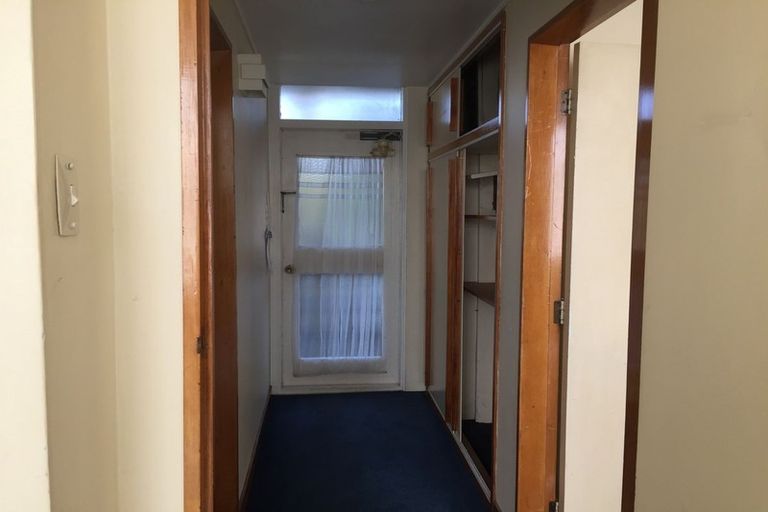 Photo of property in Beresford Apartments, 118u4 Russell Terrace, Berhampore, Wellington, 6023