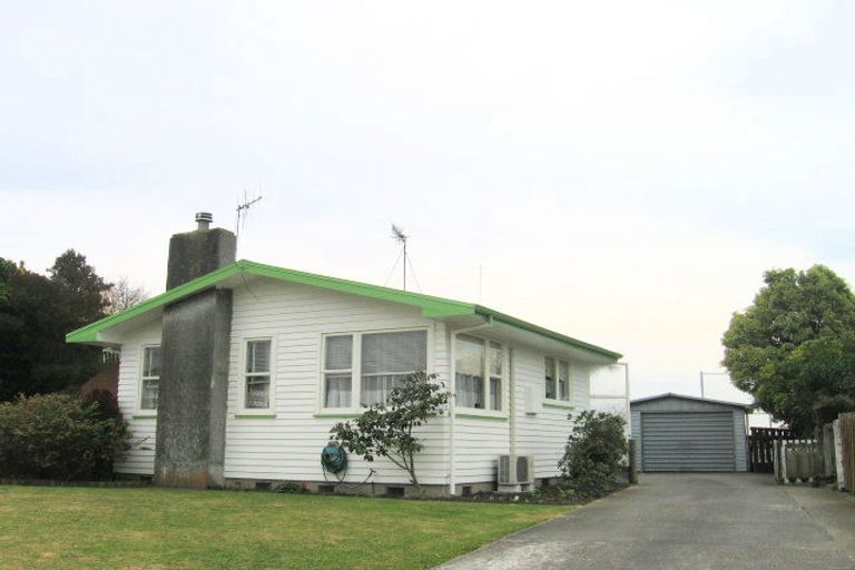 Photo of property in 31 Frickleton Street, Taradale, Napier, 4112