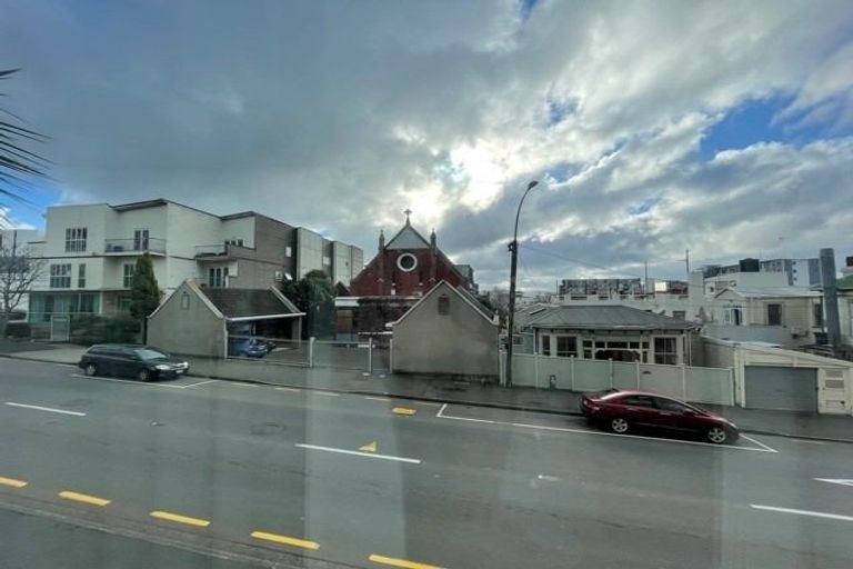 Photo of property in Qba Apartments, 1q/51 Webb Street, Mount Cook, Wellington, 6011