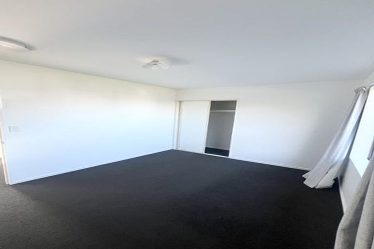 Photo of property in 17b Picton Avenue, Riccarton, Christchurch, 8011