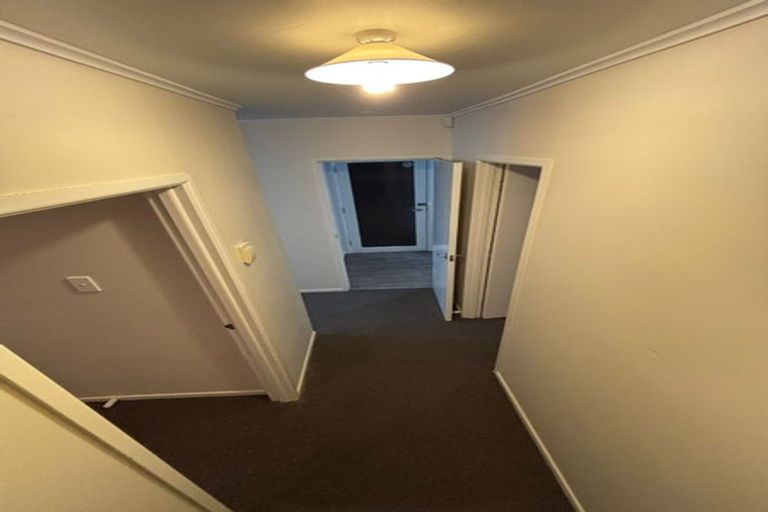 Photo of property in 17 Thornlow Street, Glendene, Auckland, 0602