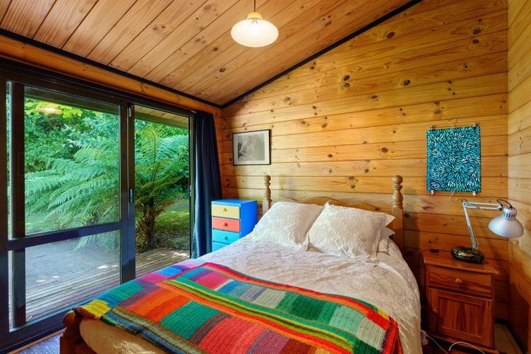 Photo of property in 16 Lupin Road, Otaki, 5512