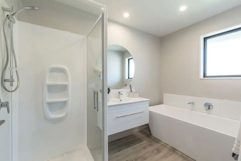 Photo of property in 18 Charles Major Road, Rolleston, 7614