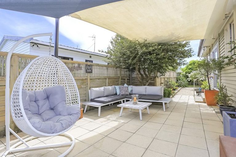 Photo of property in 11 Puriri Avenue, Te Puke, 3119