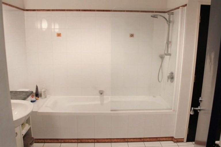 Photo of property in Atlas House, 3/22 Ghuznee Street, Te Aro, Wellington, 6011