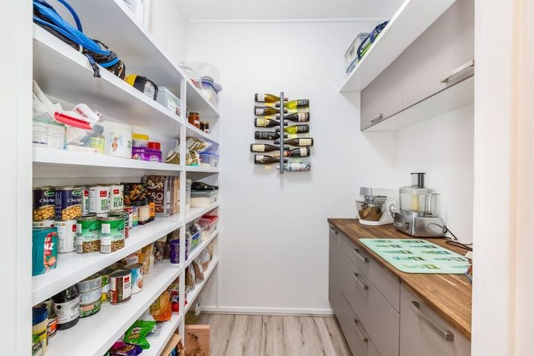 Photo of property in 109 Golf Road, Paraparaumu Beach, Paraparaumu, 5032