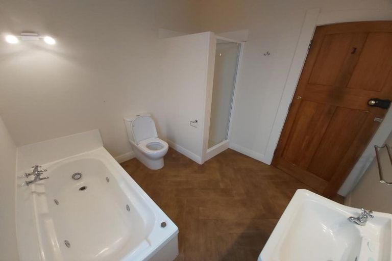 Photo of property in 35 Victoria Street, Hawera, 4610