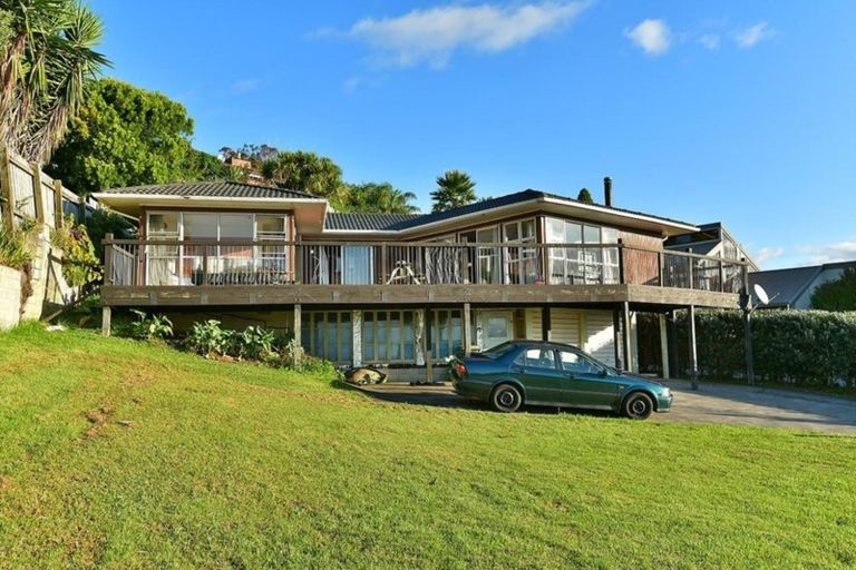 Photo of property in 66 Marellen Drive, Red Beach, 0932