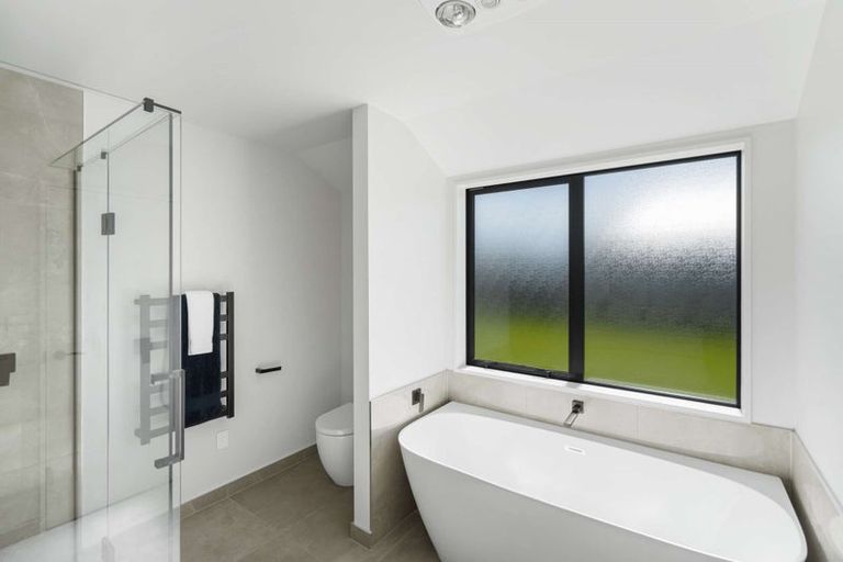 Photo of property in 52 Burnham School Road, Rolleston, 7614