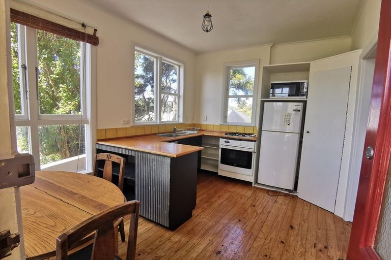 Photo of property in 105 Tasman Street, Mount Cook, Wellington, 6021