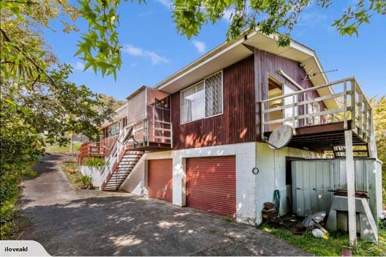 Photo of property in 2/111 Eskdale Road, Birkdale, Auckland, 0626