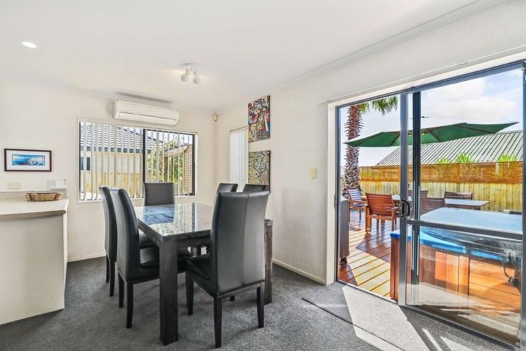 Photo of property in 34 Puriri Road, Pukekohe, 2120