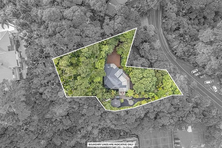 Photo of property in 64 Scenic Drive, Titirangi, Auckland, 0604