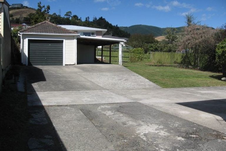 Photo of property in 21 Taupata Street, Stoke, Nelson, 7011