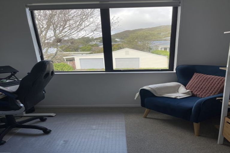 Photo of property in 6 Cook Street, Karori, Wellington, 6012