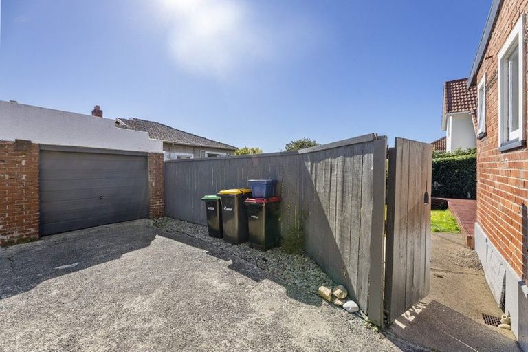 Photo of property in 19 Ings Avenue, Saint Clair, Dunedin, 9012