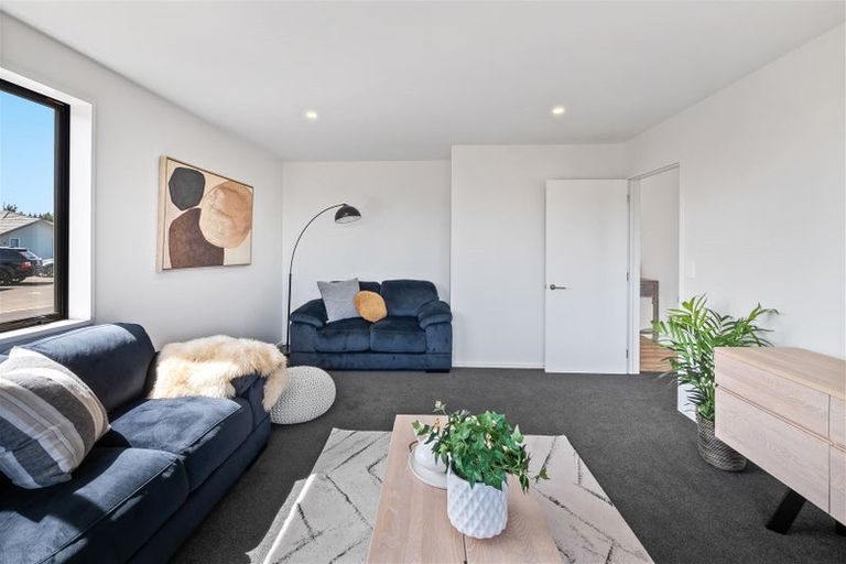 Photo of property in 23 Gemstone Place, Rolleston, 7615