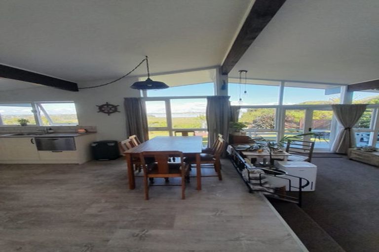 Photo of property in 18 Edge Street, Onerahi, Whangarei, 0110