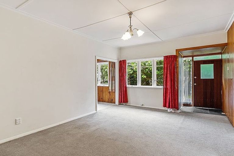 Photo of property in 25 Manuroa Road, Takanini, 2112