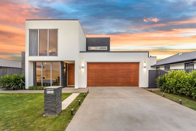 Photo of property in 20 Pistacia Place, Hornby, Christchurch, 8025