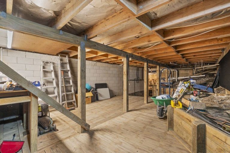 Photo of property in 20 Bayvista Close, Welcome Bay, Tauranga, 3112