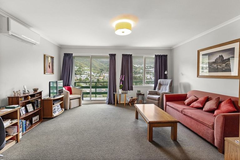 Photo of property in 14f2 Astor Street, Karori, Wellington, 6012