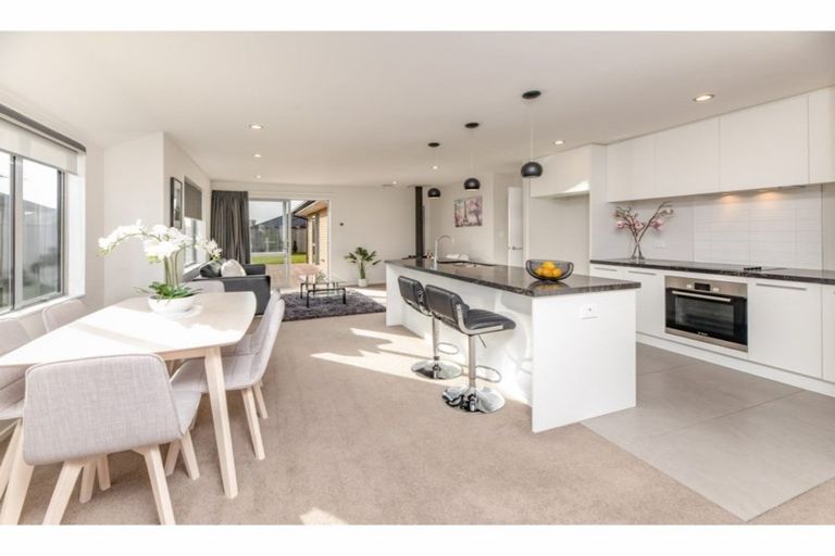 Photo of property in 8 Park Lane, Rolleston, 7614