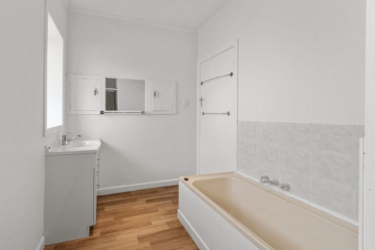 Photo of property in 75 Hillcrest Avenue, Te Awamutu, 3800