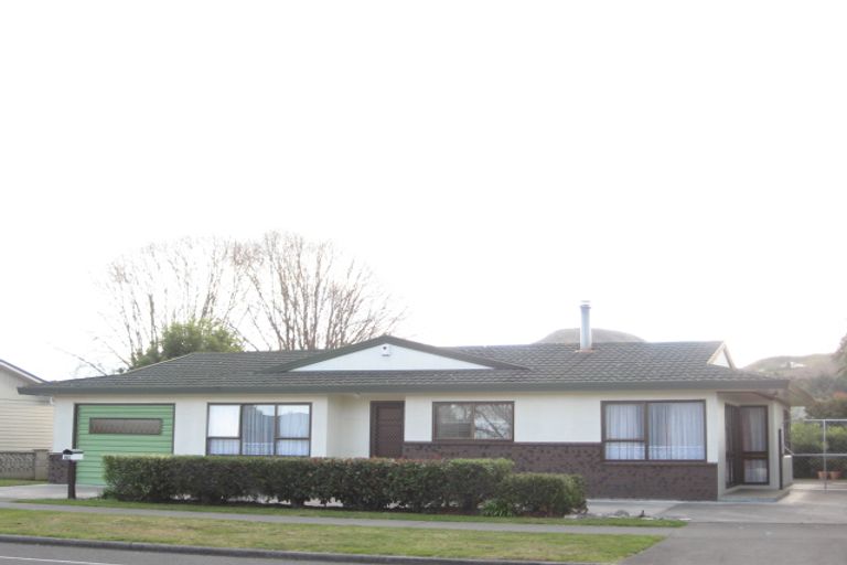 Photo of property in 116 Avondale Road, Taradale, Napier, 4112