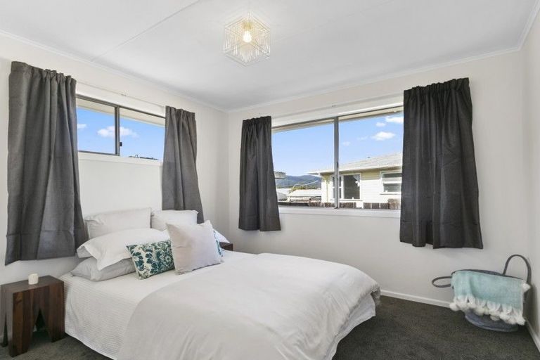 Photo of property in 22 Hamstead Street, Wainuiomata, Lower Hutt, 5014