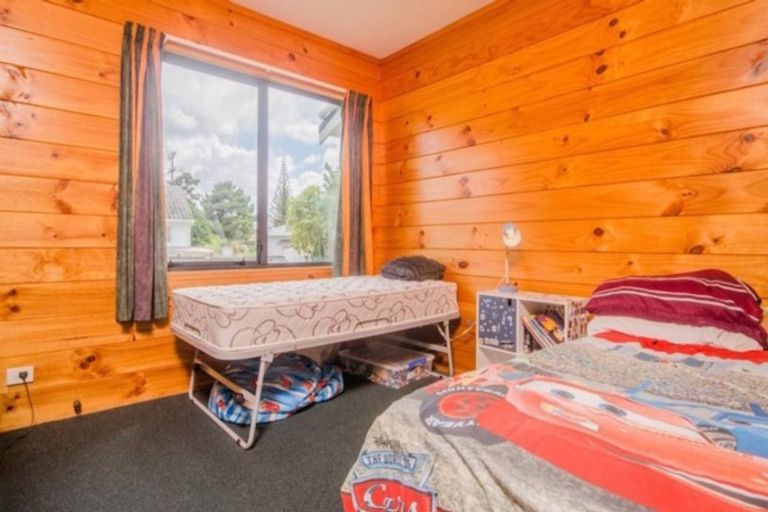 Photo of property in 42a Rimu Street, New Lynn, Auckland, 0600