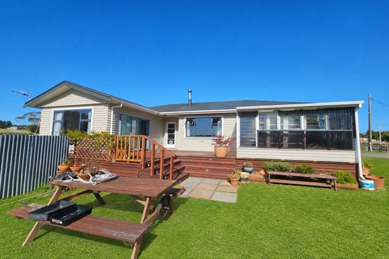 Photo of property in 56 Herbert Street, Eketahuna, 4900