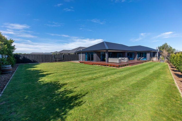 Photo of property in 15 Godwin Grove, Rolleston, 7614