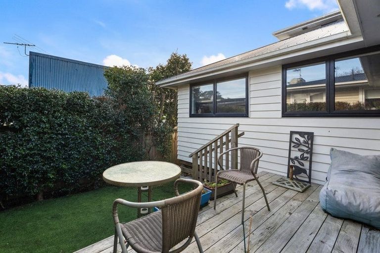 Photo of property in 52a Waipani Road, Te Atatu Peninsula, Auckland, 0610
