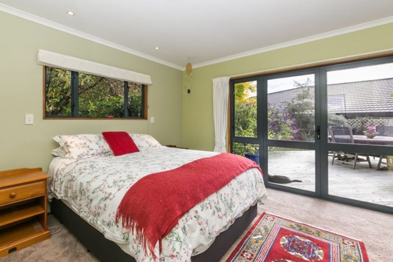 Photo of property in 14 Washington Place, Havelock North, 4130