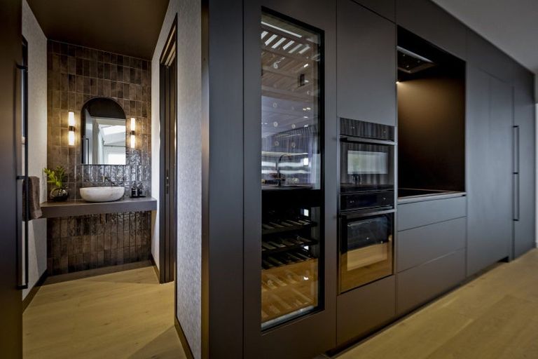 Photo of property in 6 Jacks Point Rise, Jacks Point, Queenstown, 9371