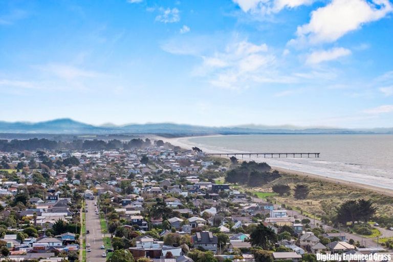 Photo of property in 157 Pine Avenue, South New Brighton, Christchurch, 8062