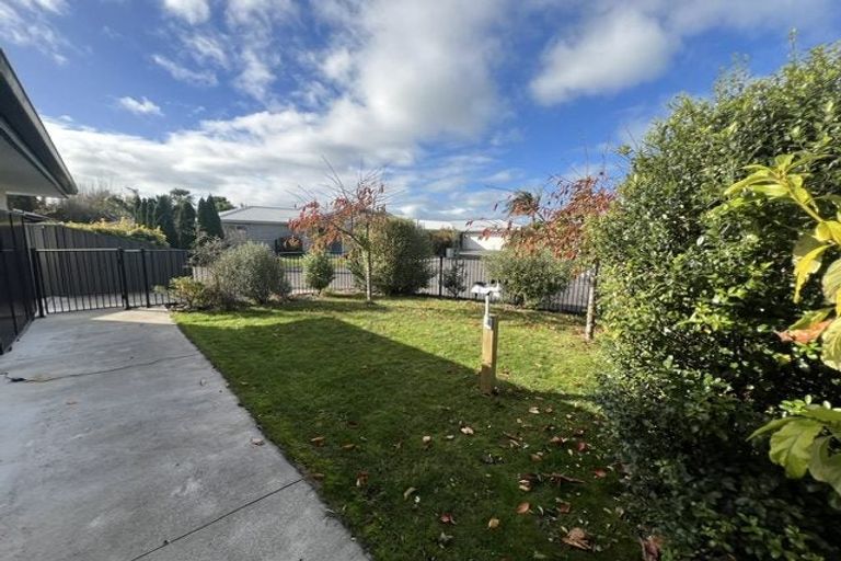 Photo of property in 7 Gregory Grove, Clive, 4102