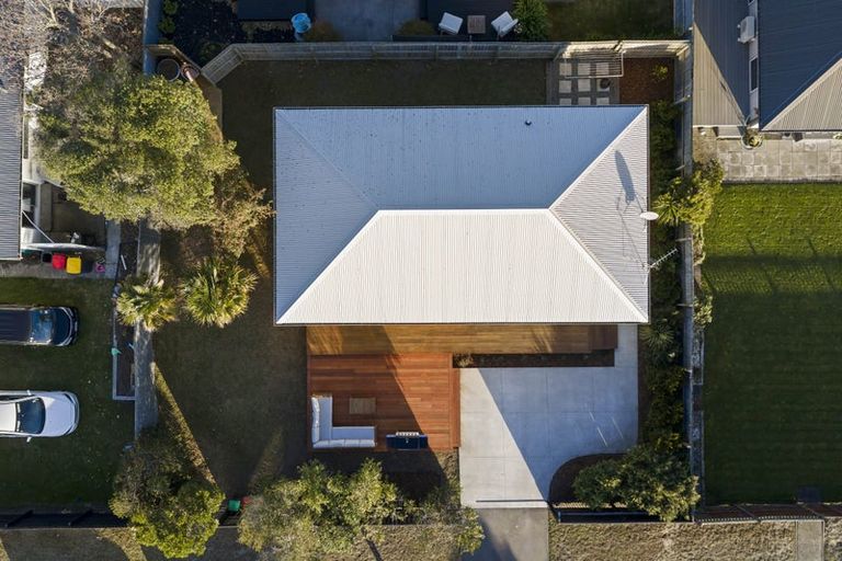 Photo of property in 99 Pacific Road, North New Brighton, Christchurch, 8083