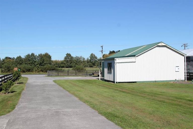 Photo of property in 241 Bremner Road, Karaka, Drury, 2113