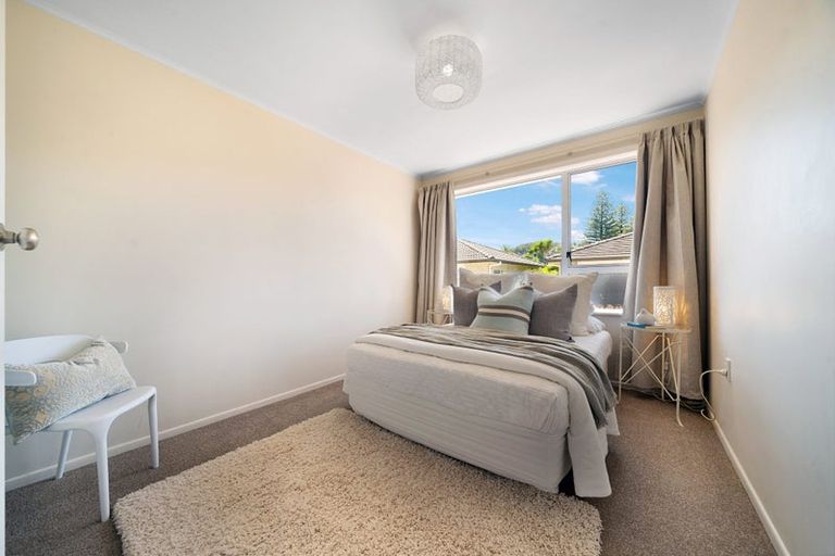 Photo of property in 1/454 Hibiscus Coast Highway, Orewa, 0931