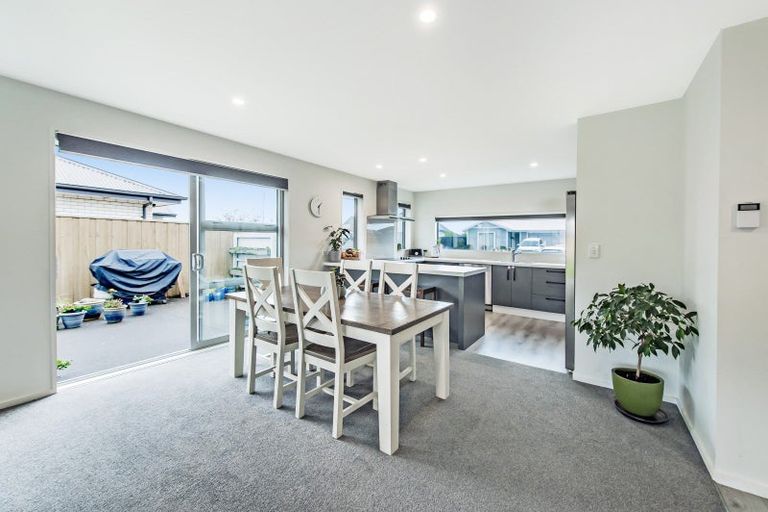 Photo of property in 10 Longcot Drive, Rolleston, 7615