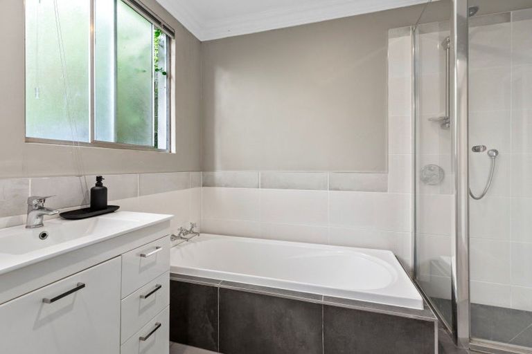 Photo of property in 8b Lincoln Terrace, Gate Pa, Tauranga, 3112