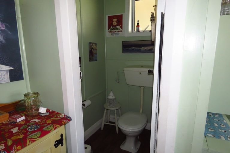 Photo of property in 103 Domett Street, Westport, 7825