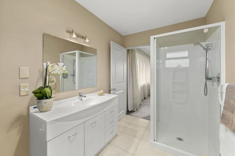 Photo of property in 4 Hemsworth Mews, Casebrook, Christchurch, 8051