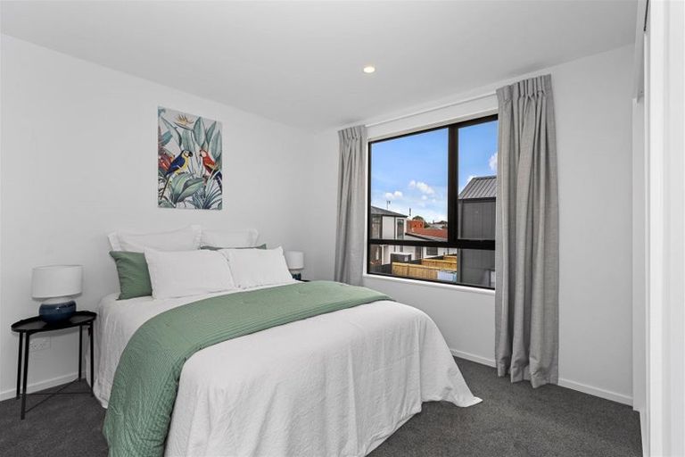 Photo of property in 62 Cleveland Street, Edgeware, Christchurch, 8013