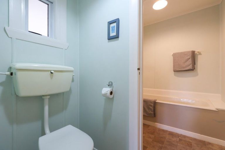 Photo of property in 95 Parkers Road, Tahunanui, Nelson, 7011