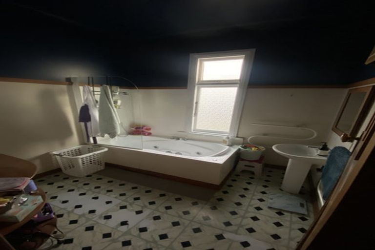 Photo of property in 67 Northcote Road, Northcote, Christchurch, 8052