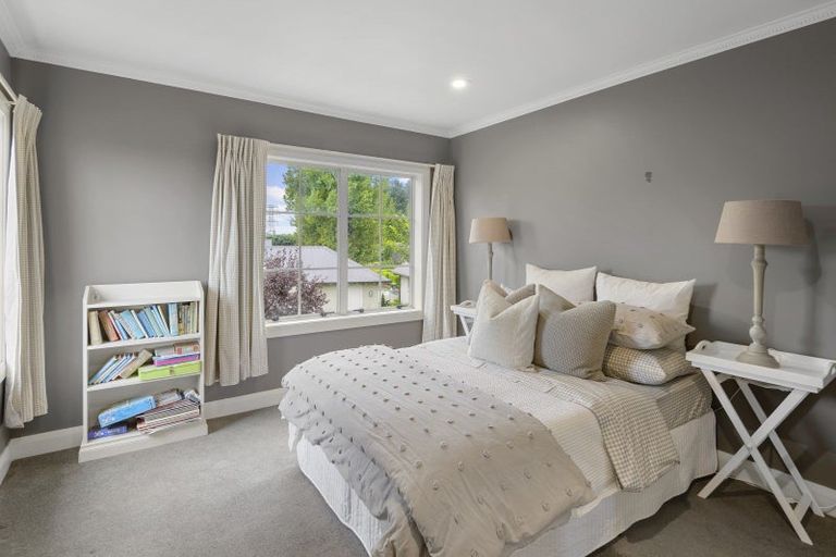 Photo of property in 24 Felstead Place, Avonhead, Christchurch, 8042